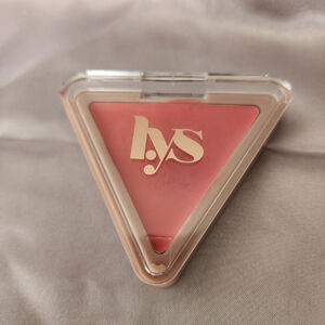 LYS mini cream Blush - Coral shade named Humble